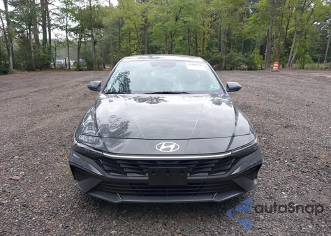 2025 Hyundai Elantra Se z USA, uszkodzony, nr VIN KMHLL4DG7SU912988